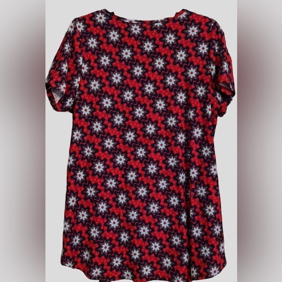 LULAROE Classic Tee Red/Navy Blue/Purple/Lt. Blue Floral Pattern Sz Large, GUC. - Picture 6 of 8